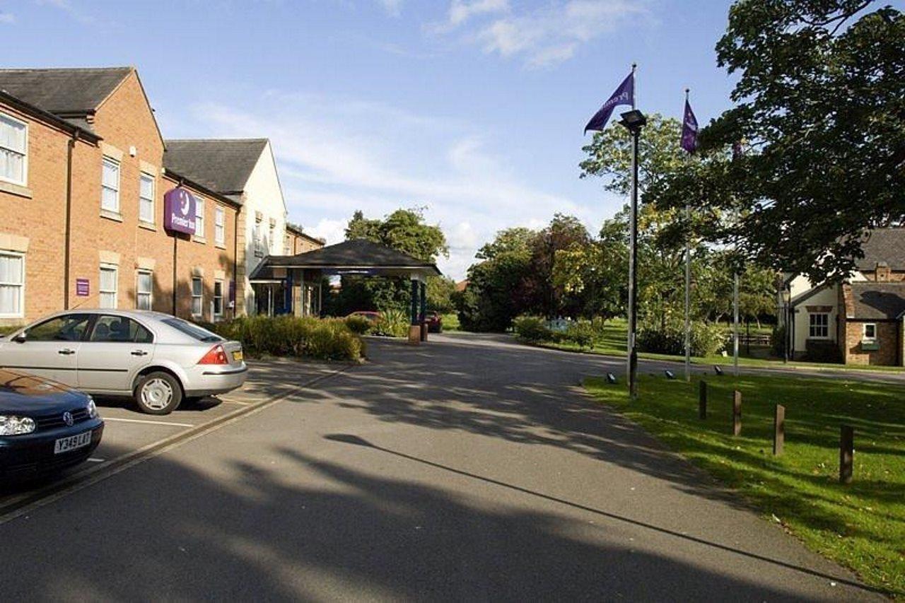 Premier Inn York North Extérieur photo